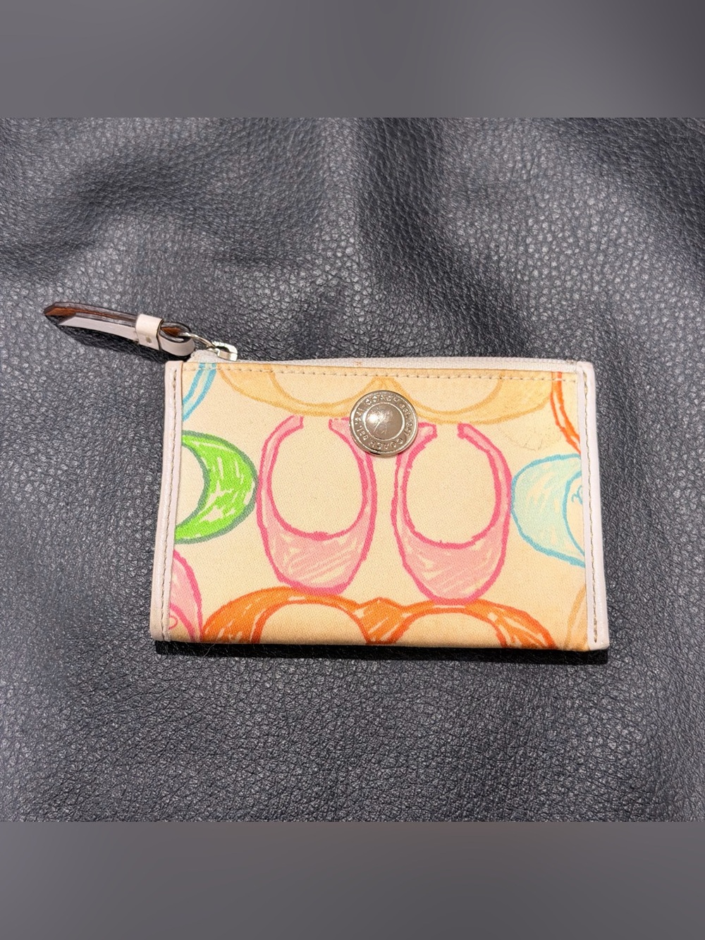 Coach Y2K Multicolor Hamptons Compact Coin Purse Pouch / Card Case with Key Ring